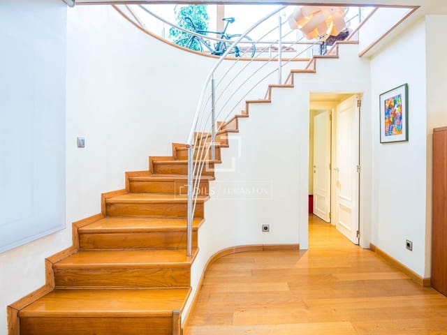 6 soverom Villa til salgs i Sant Cugat del Vallès med svømmebasseng garasje - € 1 950 000 (Ref: 9676257)