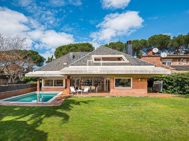 6 soverom Villa til salgs i Sant Cugat del Vallès med svømmebasseng garasje - € 1 950 000 (Ref: 9676257)