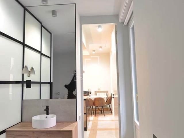 2 sovrum Lägenhet till salu i Madrid stad - 1 090 000 € (Ref: 9676258)