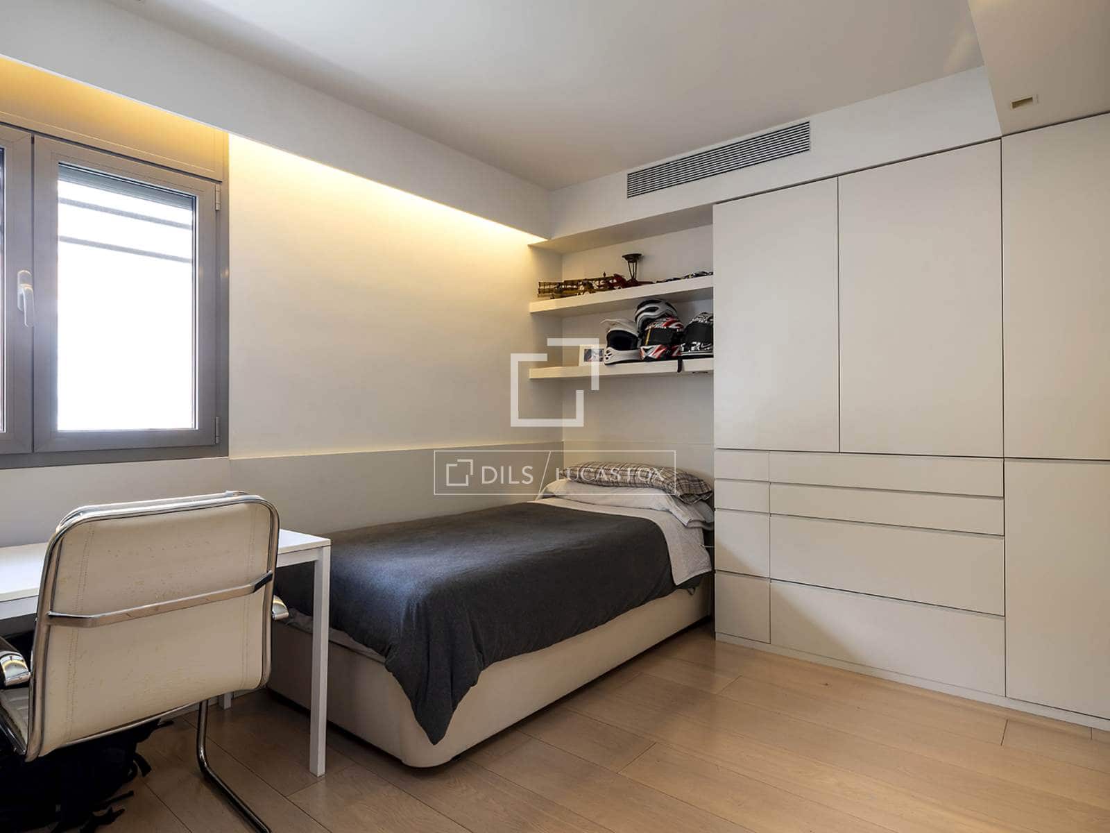 6 bedroom Villa for sale in Barcelona city - € 2,950,000 (Ref: 9676428)