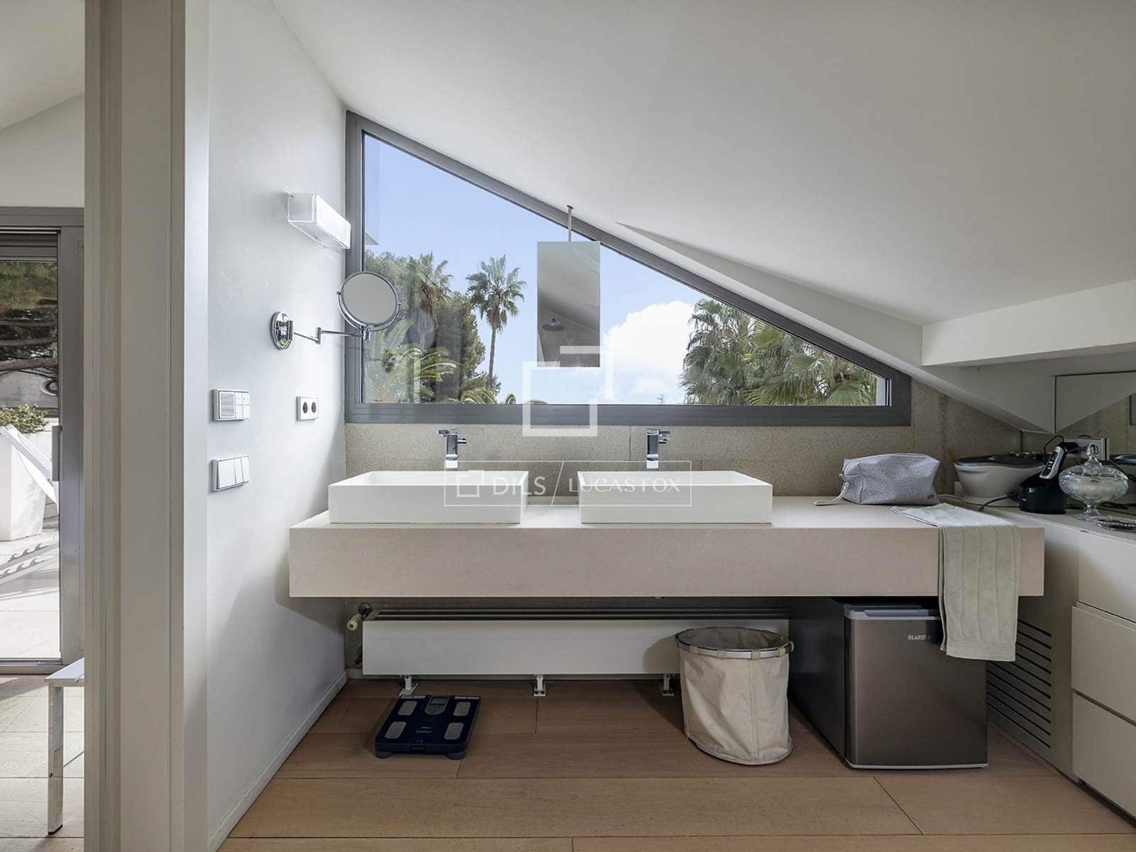 6 bedroom Villa for sale in Barcelona city - € 2,950,000 (Ref: 9676428)