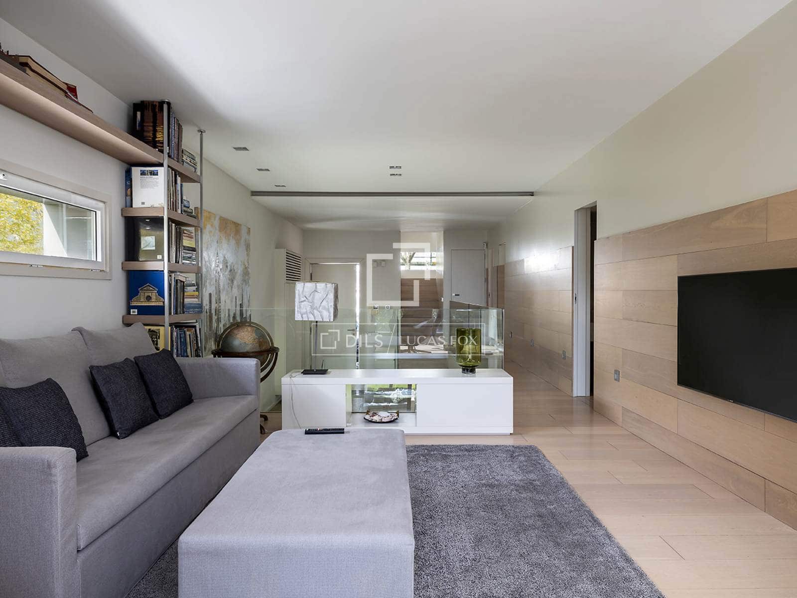 6 bedroom Villa for sale in Barcelona city - € 2,950,000 (Ref: 9676428)