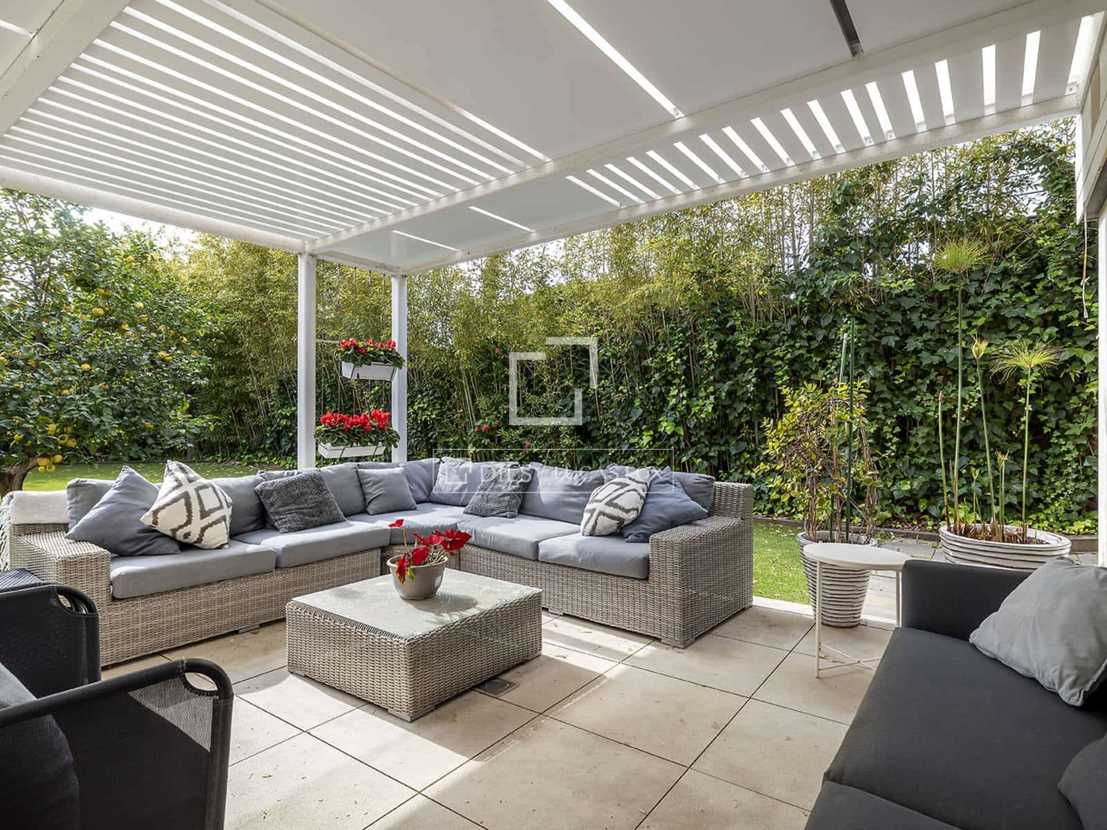 6 bedroom Villa for sale in Barcelona city - € 2,950,000 (Ref: 9676428)