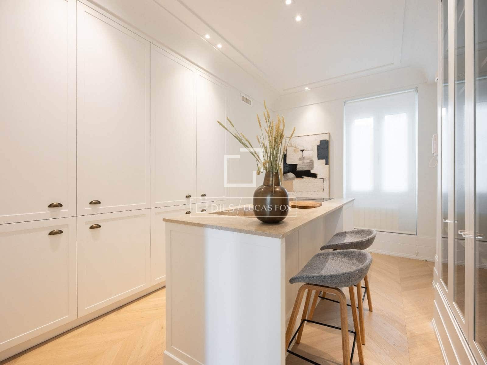 4 bedroom Apartment for sale in Madrid city - € 3,230,000 (Ref: 9676429)