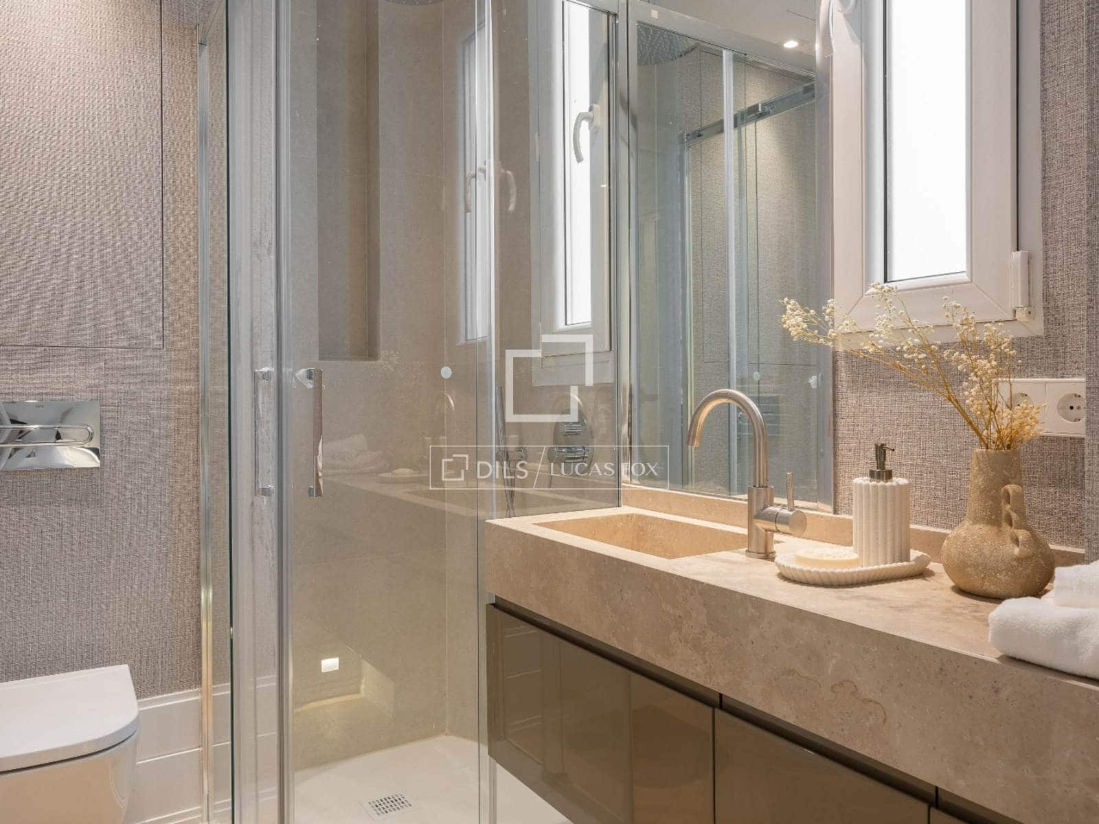 4 bedroom Apartment for sale in Madrid city - € 3,230,000 (Ref: 9676429)