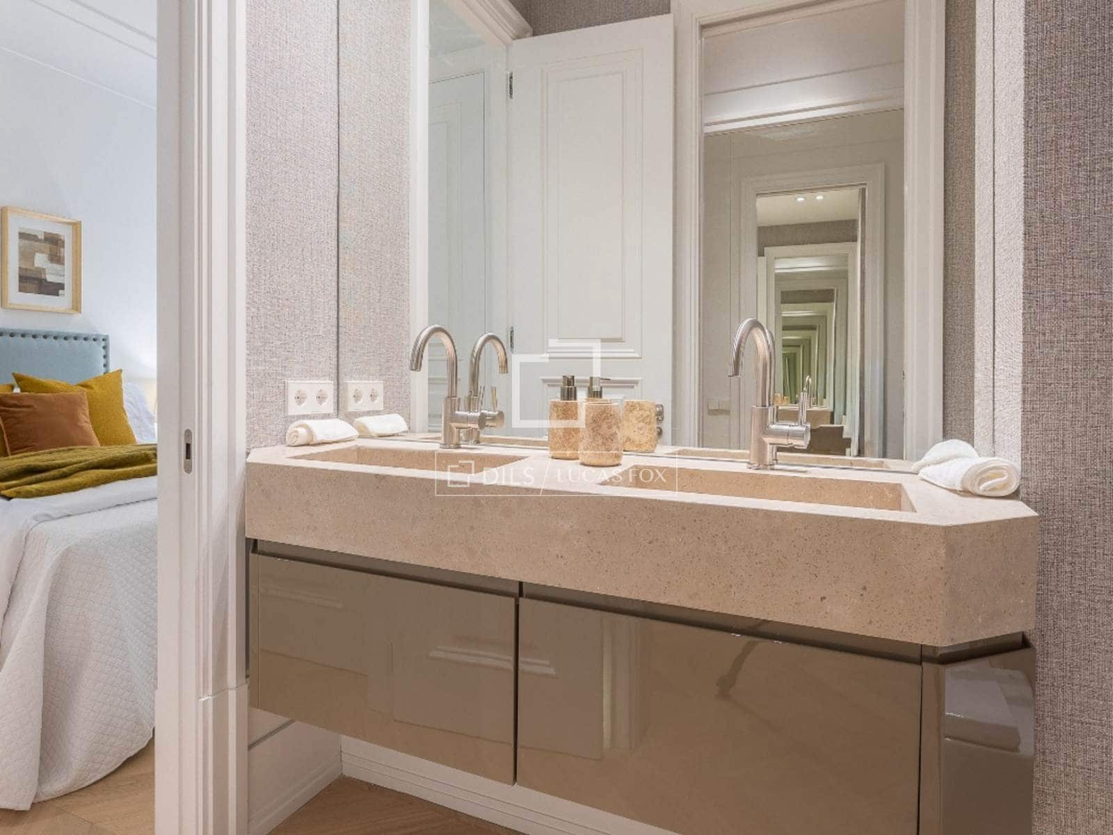 4 bedroom Apartment for sale in Madrid city - € 3,230,000 (Ref: 9676429)