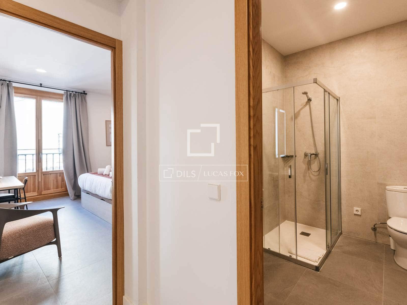 2 slaapkamer Appartement te huur in Madrid stad - € 3.300 (Ref: 9676430)