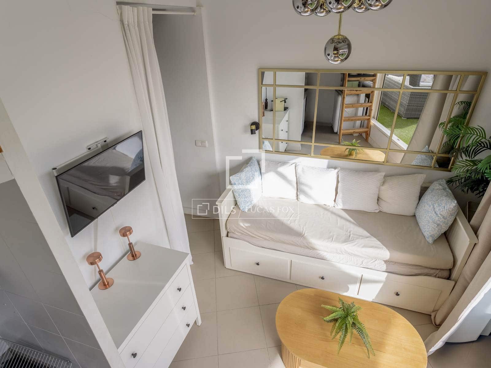 1 sovrum Lägenhet att hyra i Madrid stad - 2 000 € (Ref: 9677862)