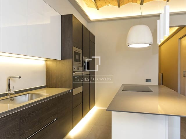 3 slaapkamer Appartement te koop in Barcelona stad - € 1.650.000 (Ref: 9678155)