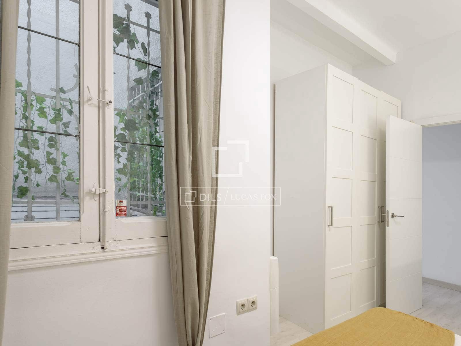 Appartement de 2 chambres à louer à Madrid ville - 2 700 € (Ref: 9678156)