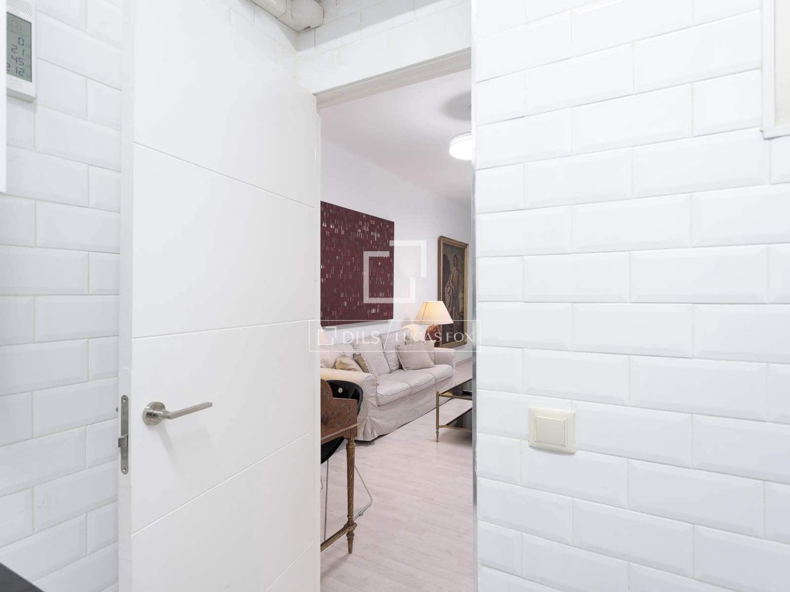 Appartement de 2 chambres à louer à Madrid ville - 2 700 € (Ref: 9678156)