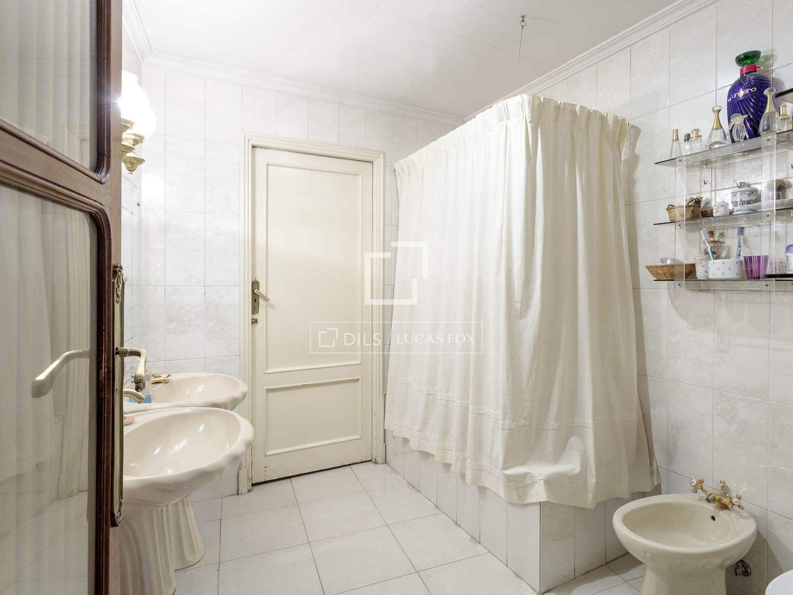 4 soveværelse Lejlighed til salg i Madrid by - € 2.350.000 (Ref: 9679090)