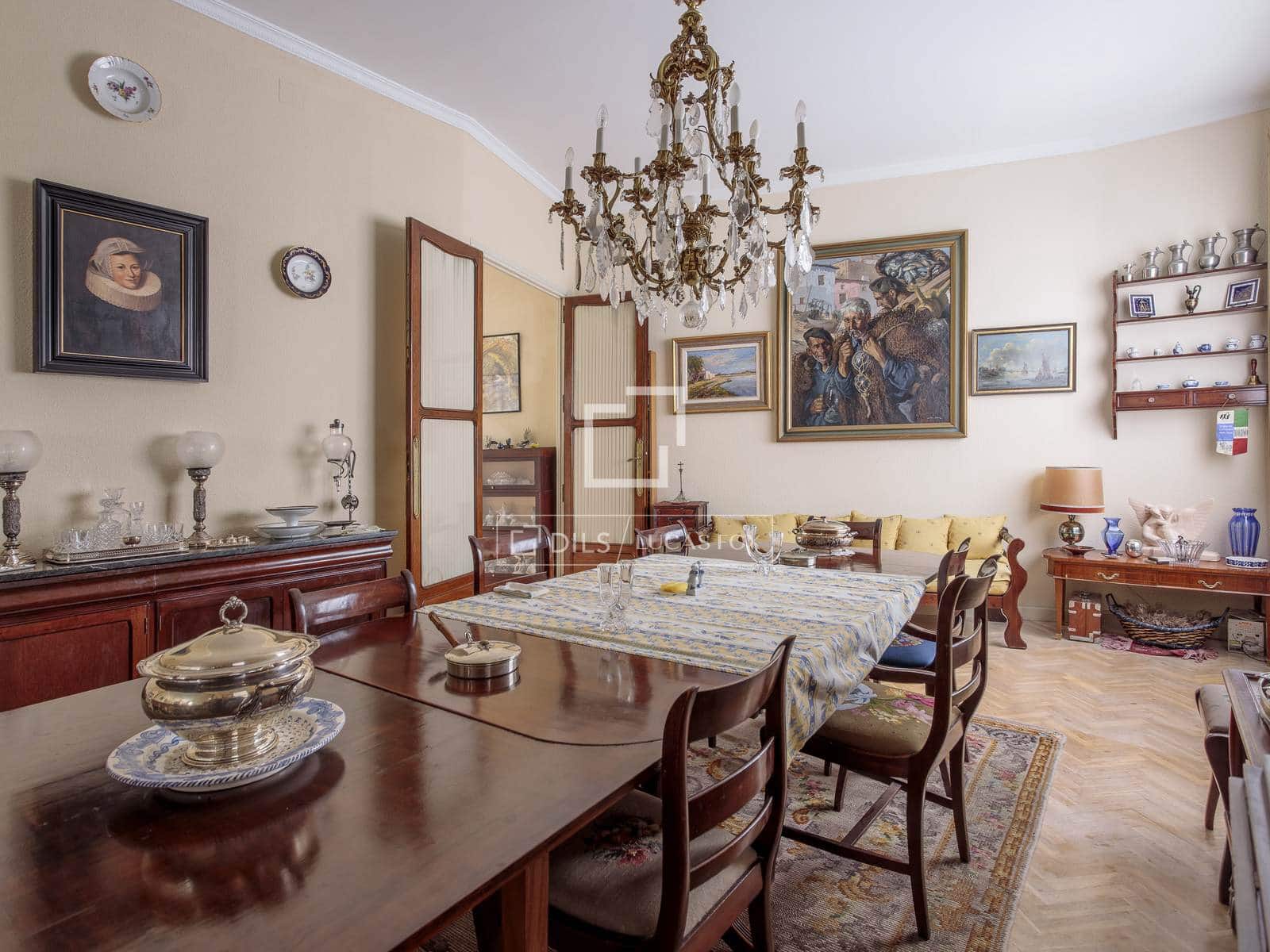 4 soveværelse Lejlighed til salg i Madrid by - € 2.350.000 (Ref: 9679090)