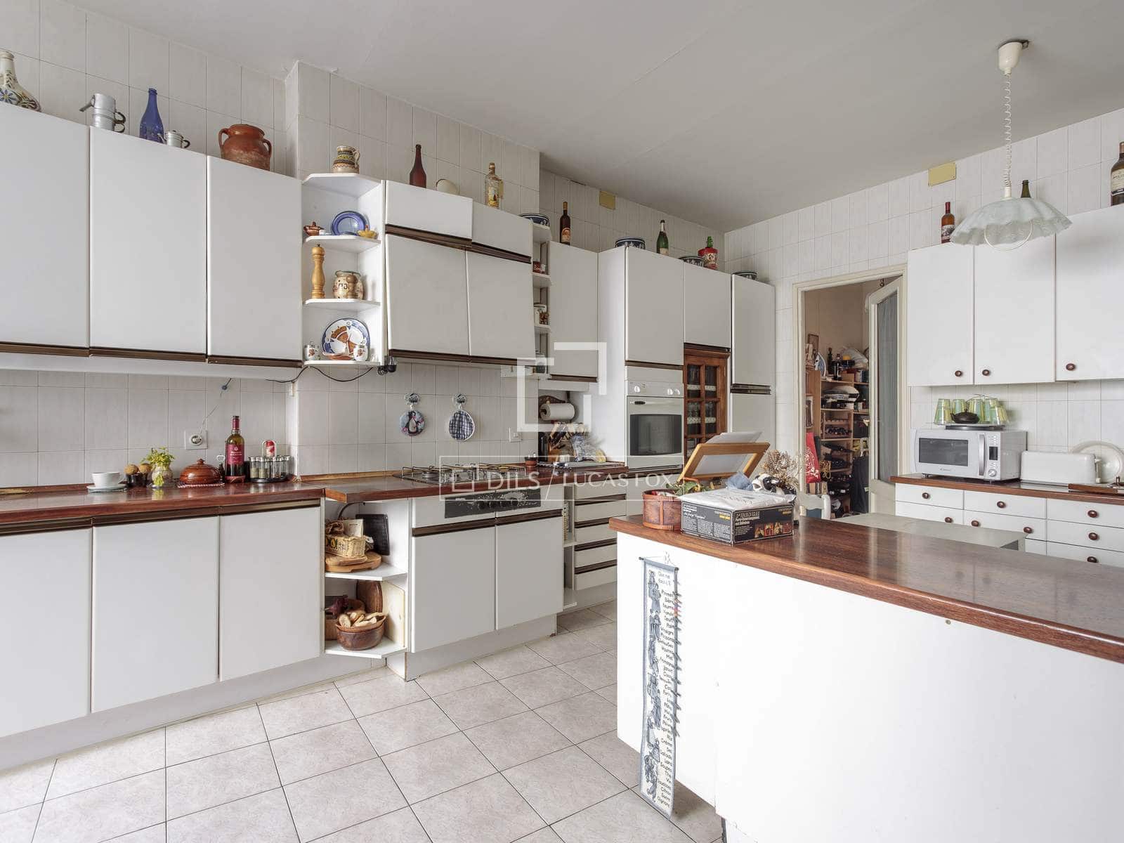 4 soveværelse Lejlighed til salg i Madrid by - € 2.350.000 (Ref: 9679090)