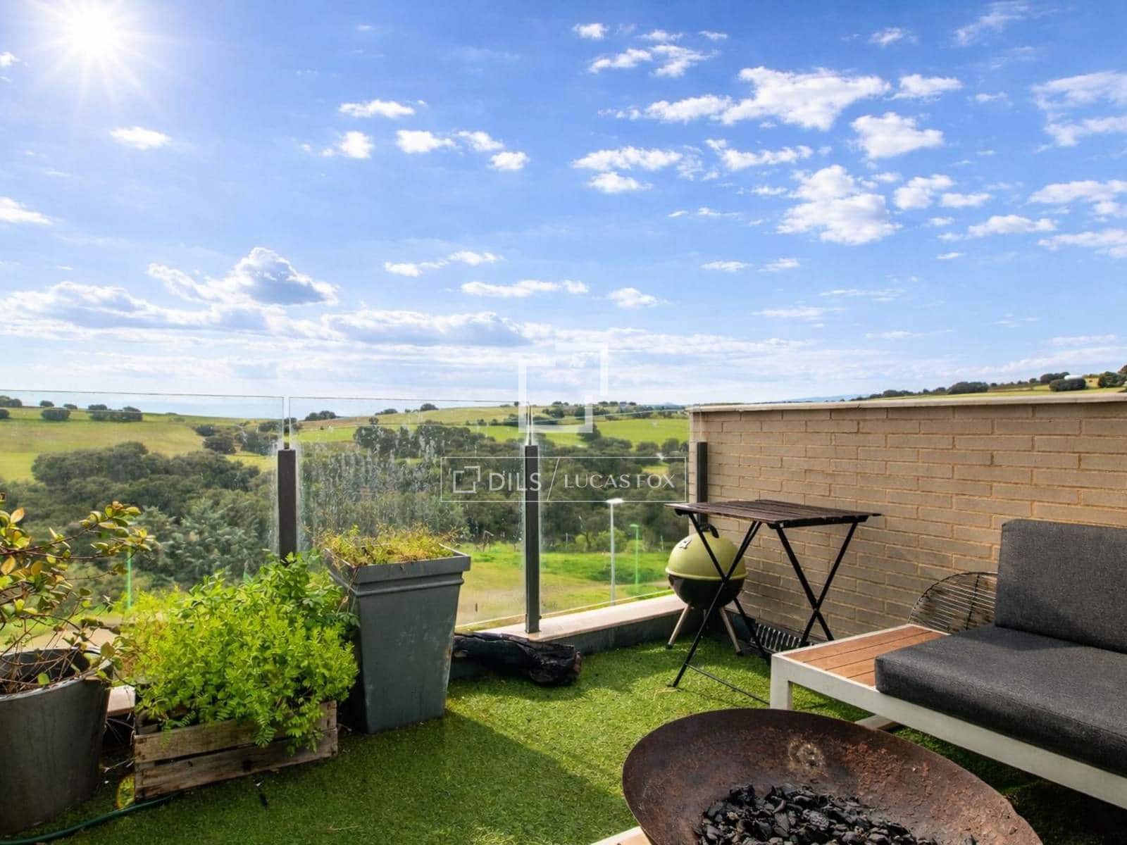 4 sovrum Lägenhet till salu i Villanueva del Pardillo med pool garage - 680 000 € (Ref: 9679091)