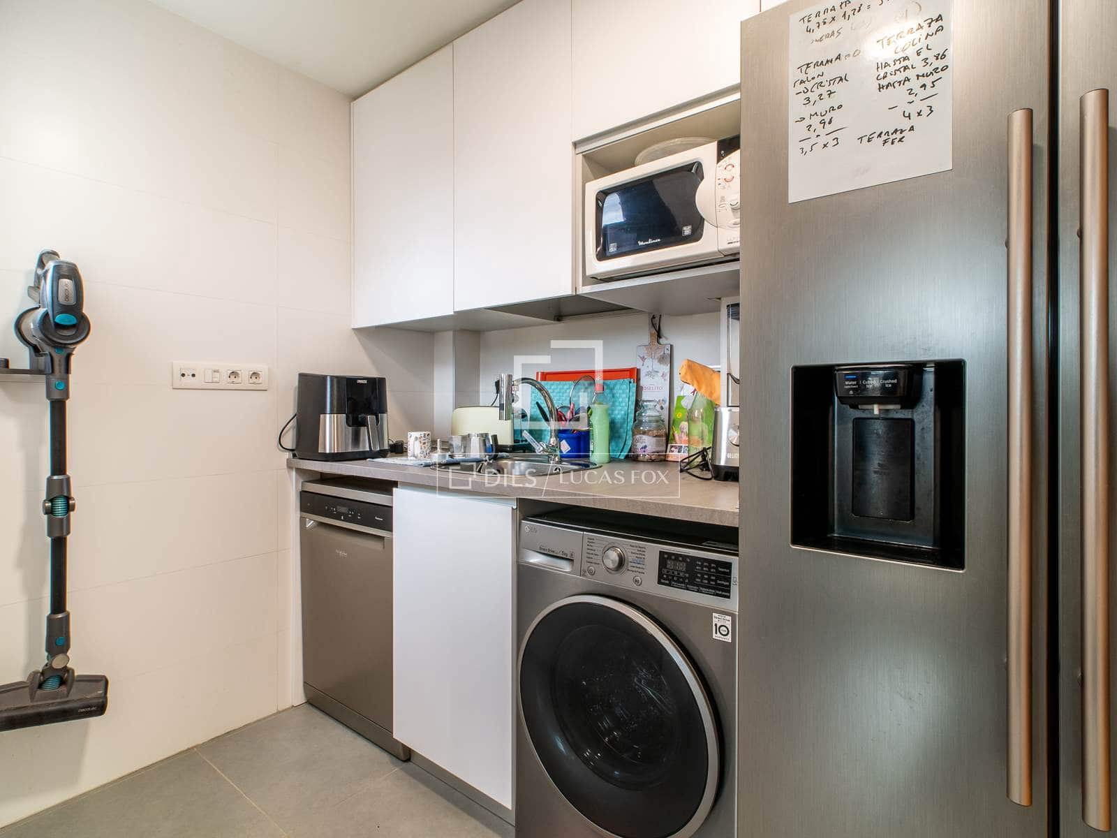 4 sovrum Lägenhet till salu i Villanueva del Pardillo med pool garage - 680 000 € (Ref: 9679091)