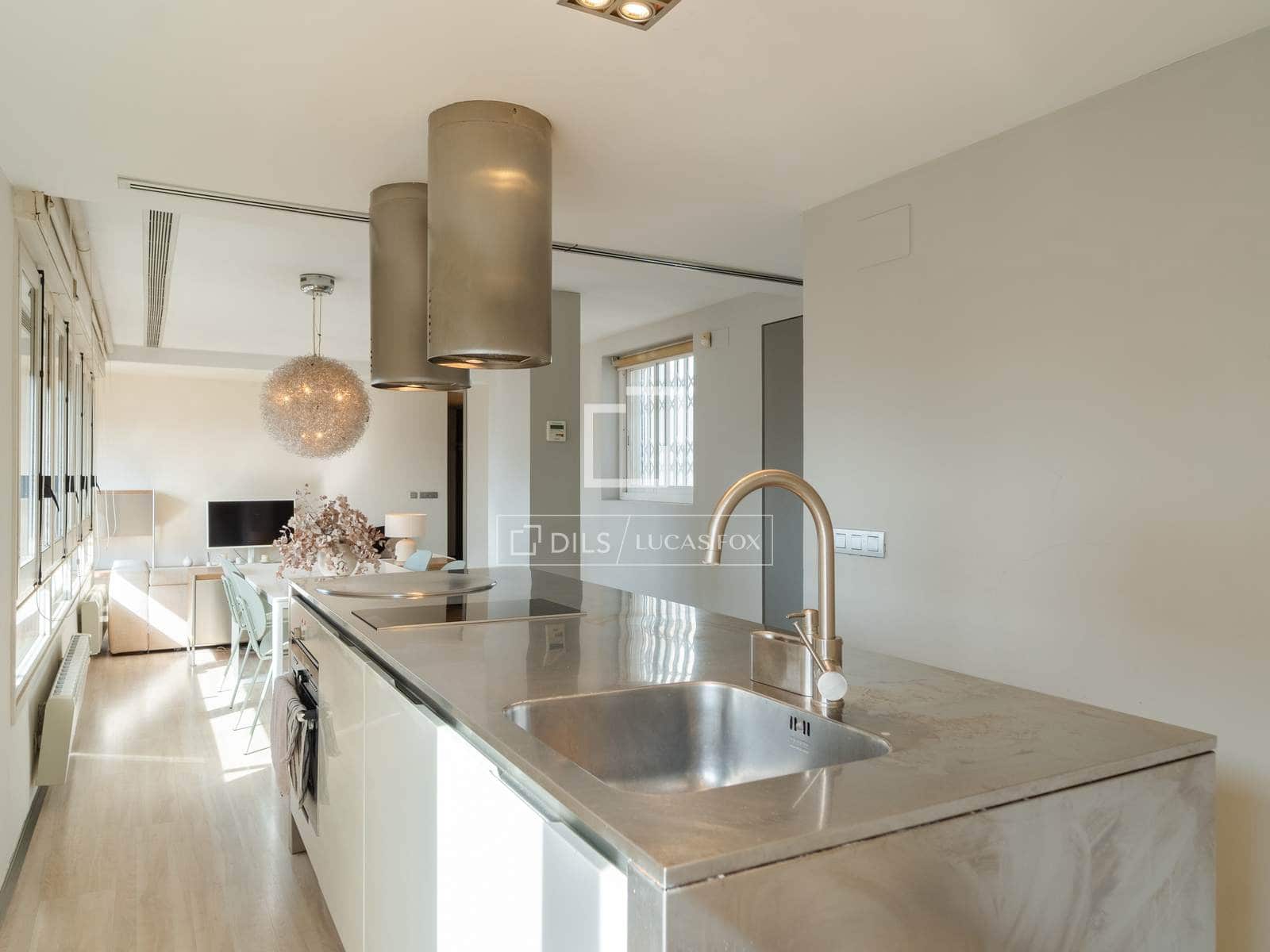 1 quarto Penthouse para arrendar em Valencia cidade - 2 399 € (Ref: 9679199)