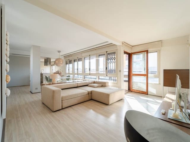 1 quarto Penthouse para arrendar em Valência cidade - 2 399 € (Ref: 9679199)