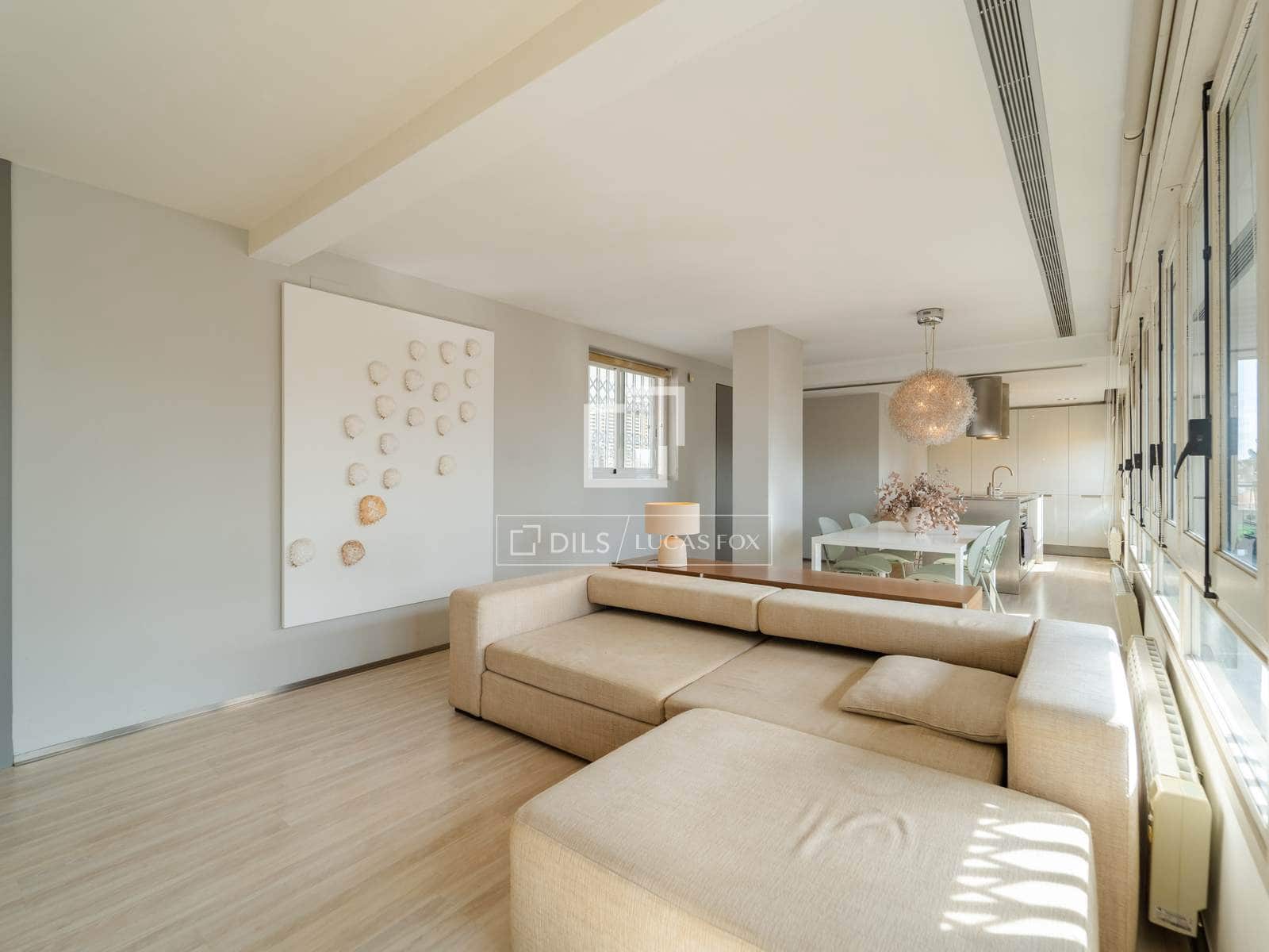 1 quarto Penthouse para arrendar em Valencia cidade - 2 399 € (Ref: 9679199)