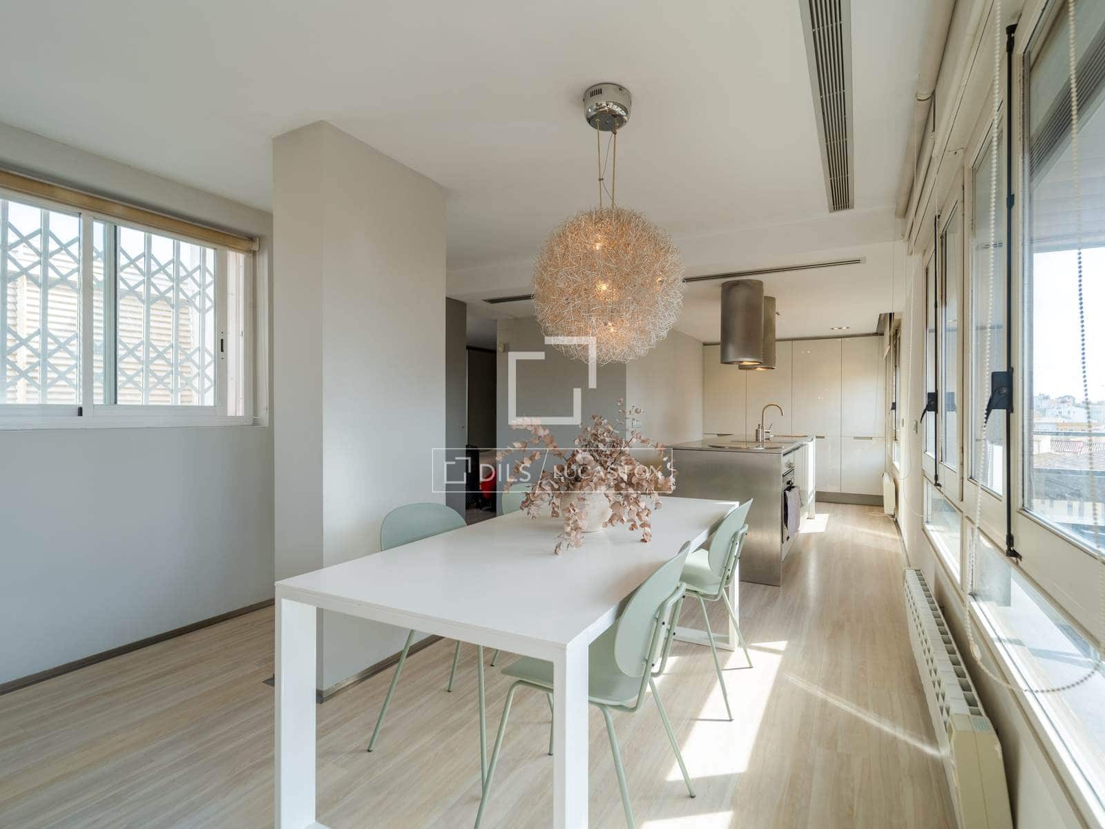 1 quarto Penthouse para arrendar em Valencia cidade - 2 399 € (Ref: 9679199)