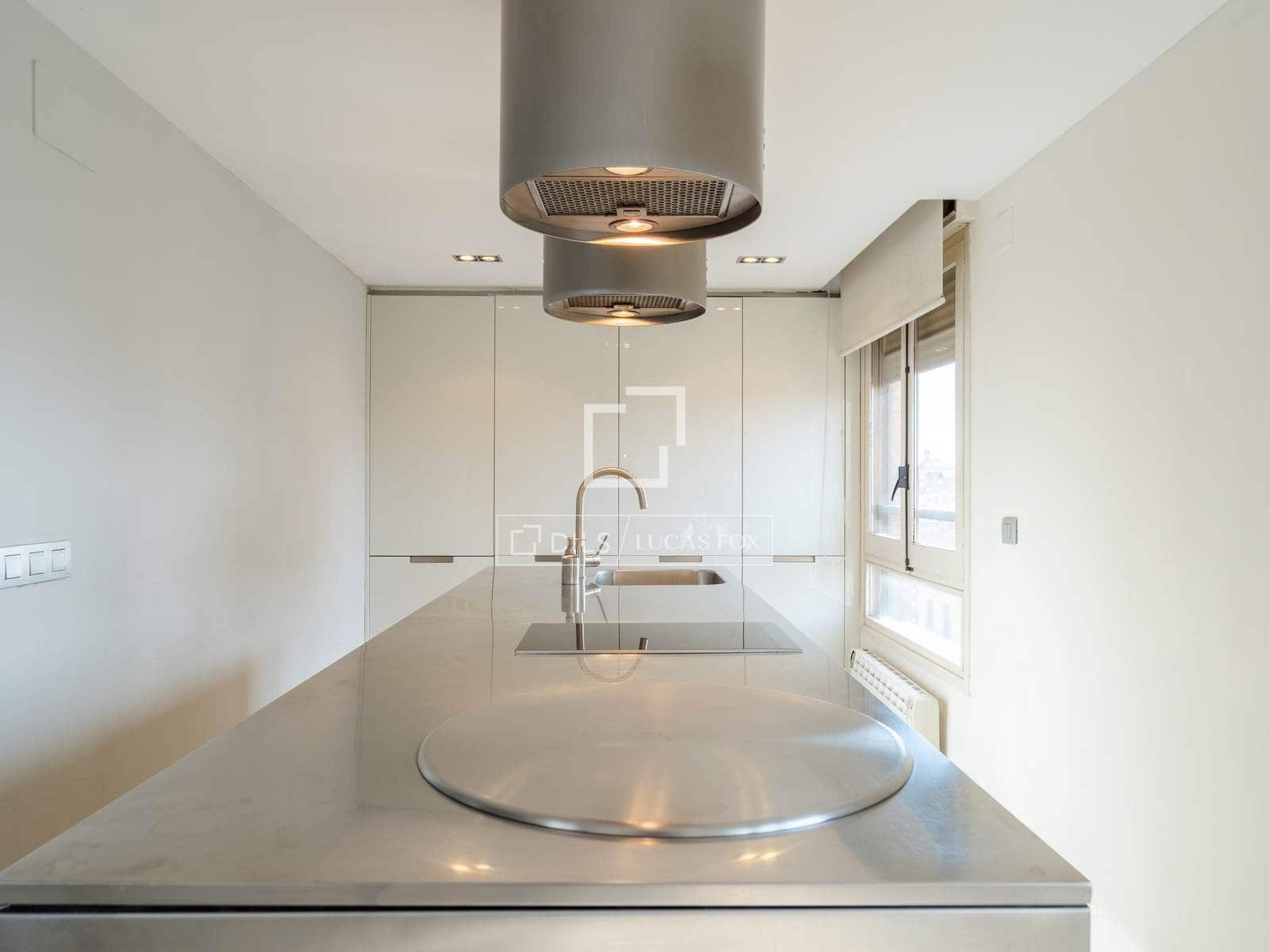 1 quarto Penthouse para arrendar em Valencia cidade - 2 399 € (Ref: 9679199)