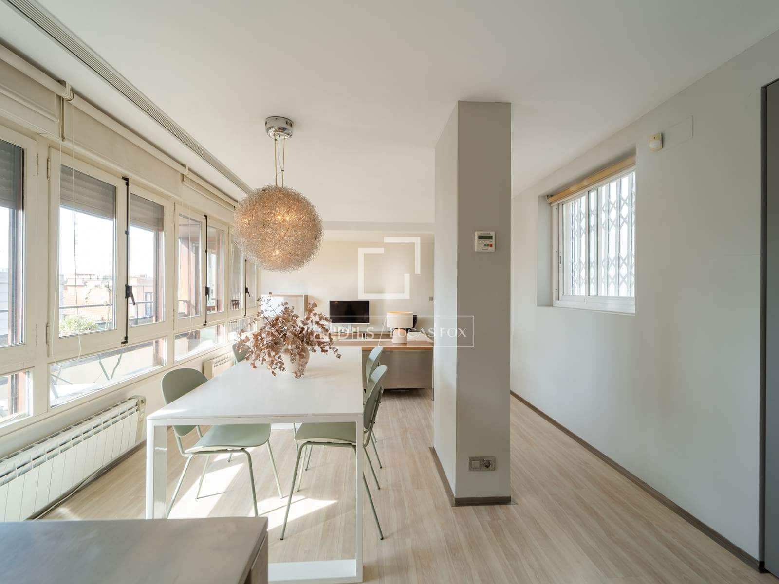 1 quarto Penthouse para arrendar em Valencia cidade - 2 399 € (Ref: 9679199)