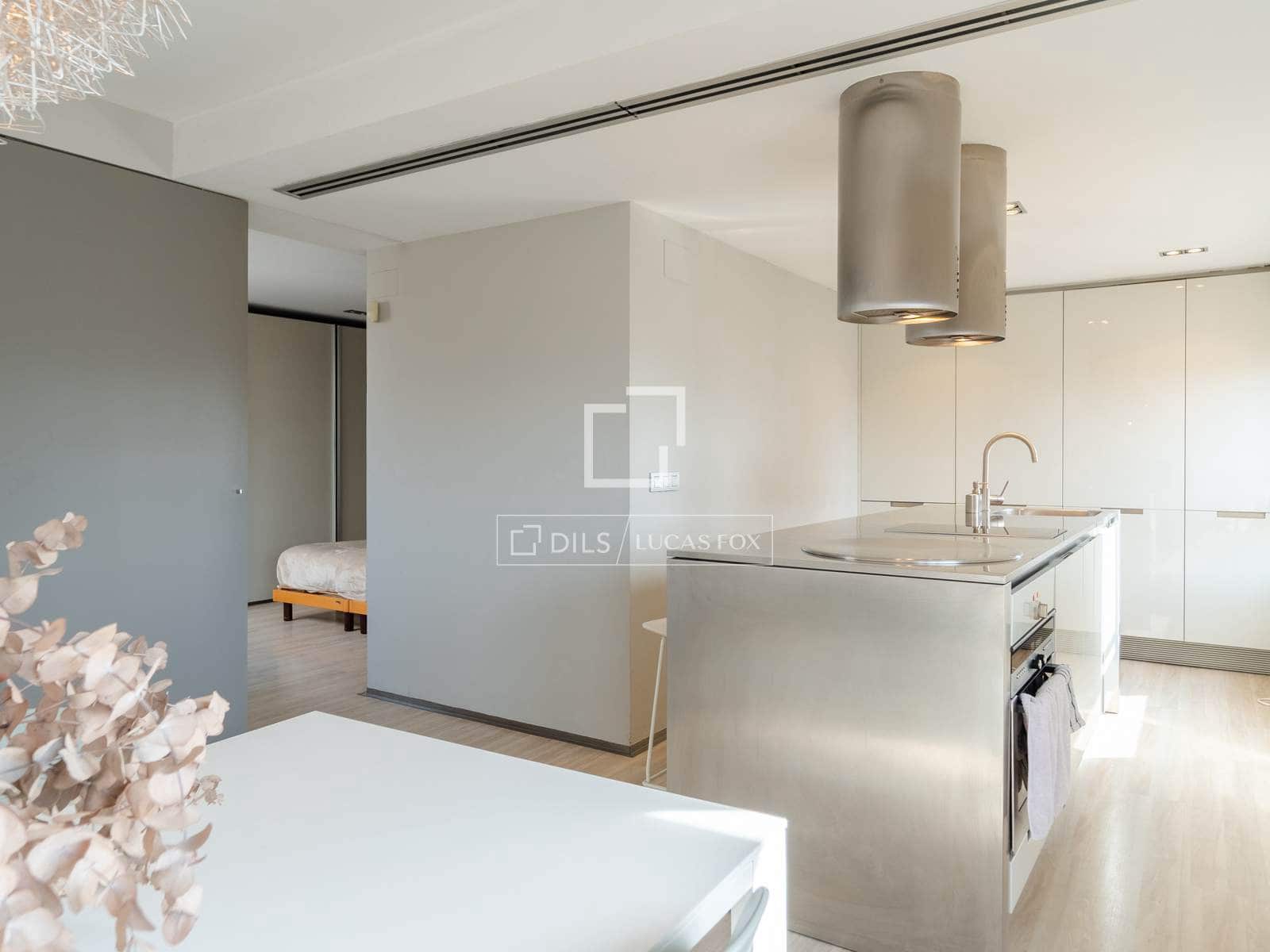 1 quarto Penthouse para arrendar em Valencia cidade - 2 399 € (Ref: 9679199)