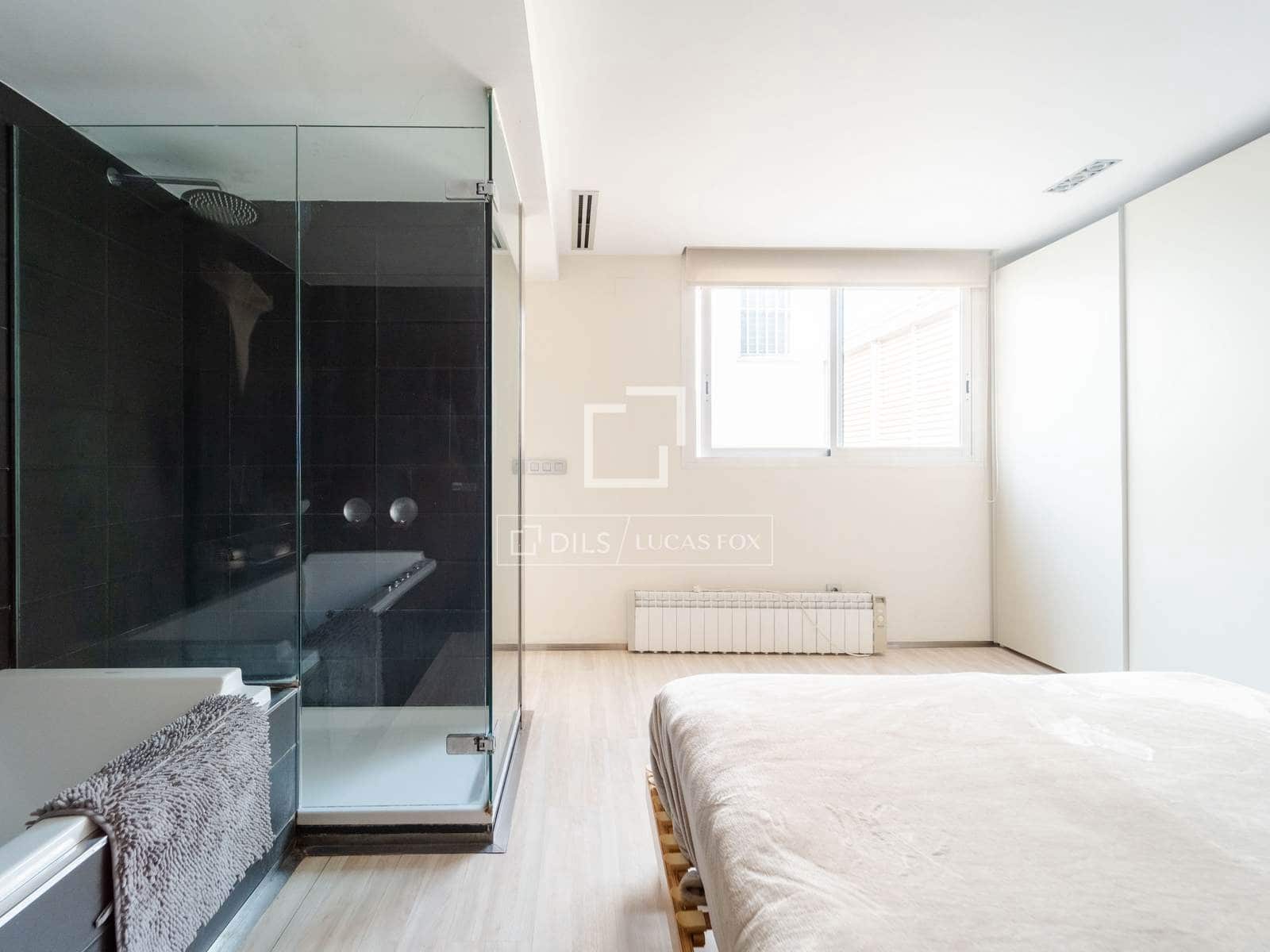 1 quarto Penthouse para arrendar em Valencia cidade - 2 399 € (Ref: 9679199)