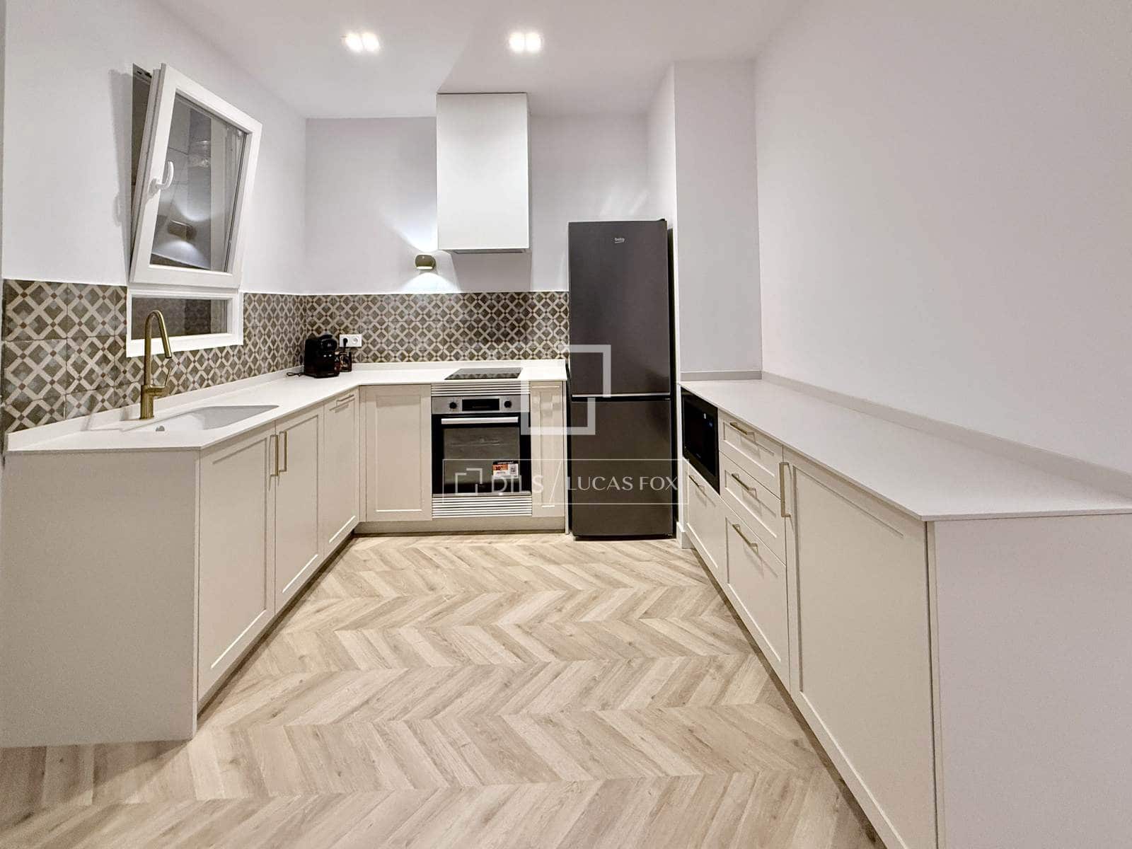 3 makuuhuone Huoneisto vuokrattavana paikassa Alicante kaupunki - 2 300 € (Ref: 9679272)