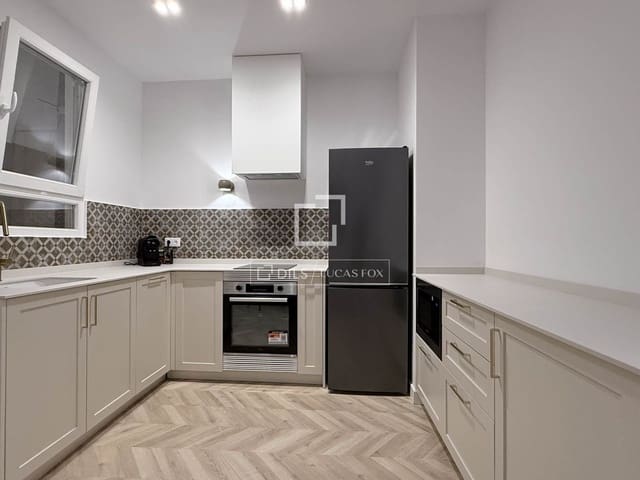 3 sypialnia Apartament do wynajęcia w Miasto Alicante / Alacant - 2 300 € (Ref: 9679272)