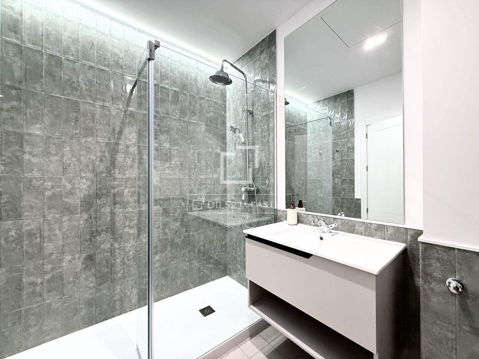 Apartamento de 3 habitaciones en Alicante / Alacant ciudad en alquiler - 2.300 € (Ref: 9679273)