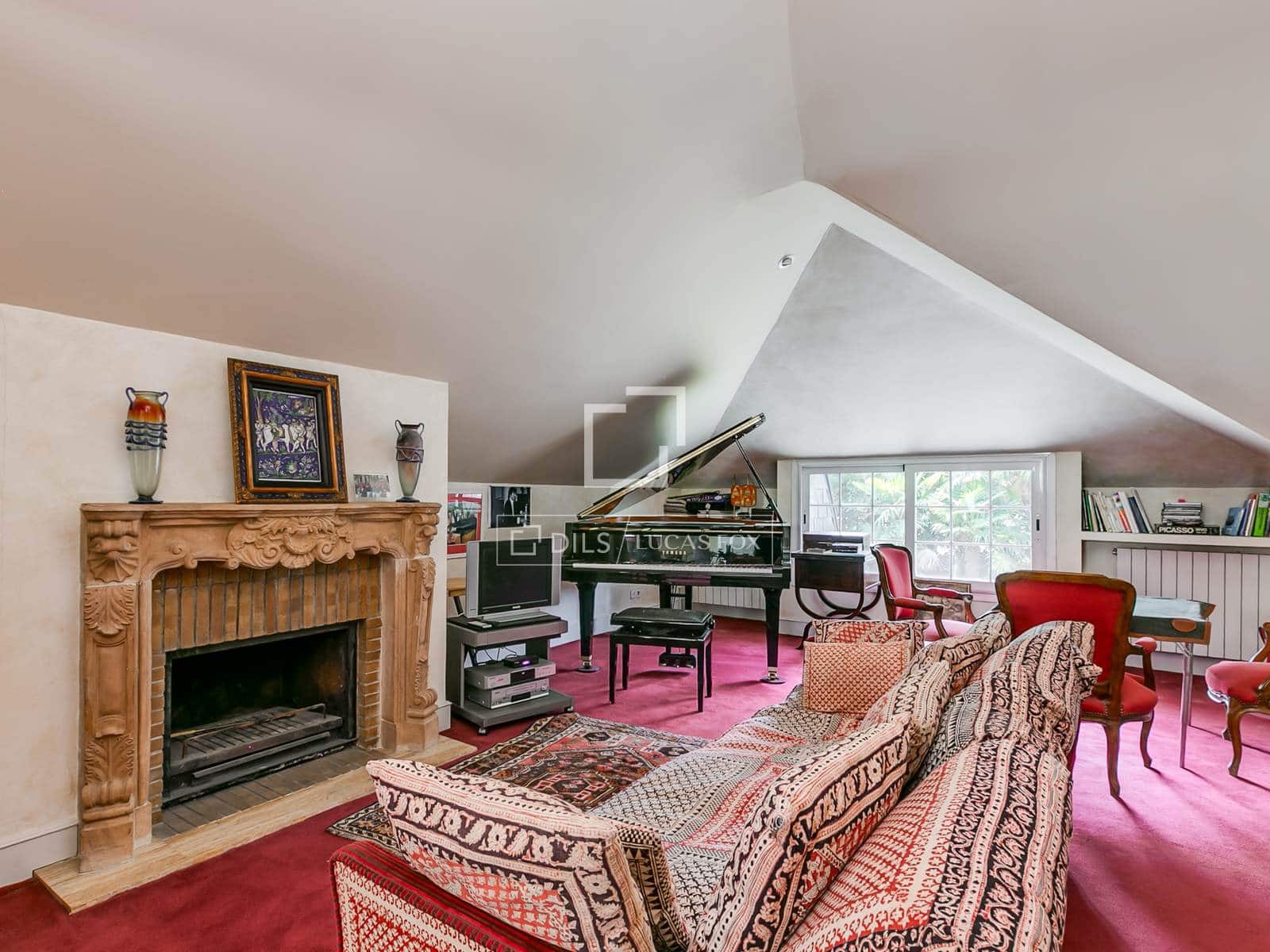 10 bedroom Villa for sale in Madrid city with pool - € 6,500,000 (Ref: 9679331)