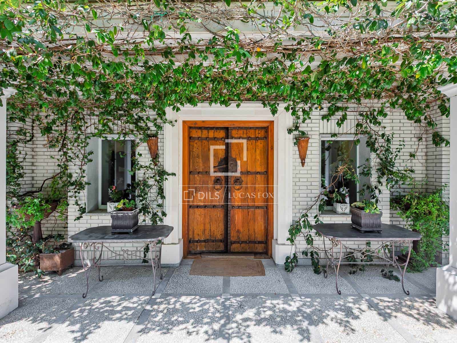 10 bedroom Villa for sale in Madrid city with pool - € 6,500,000 (Ref: 9679331)