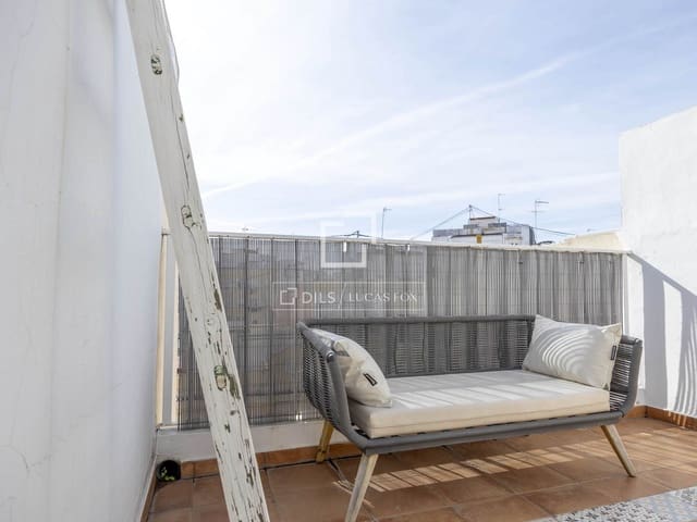 3 makuuhuone Kattohuoneisto vuokrattavana paikassa Valencia kaupunki - 2 500 € (Ref: 9679332)