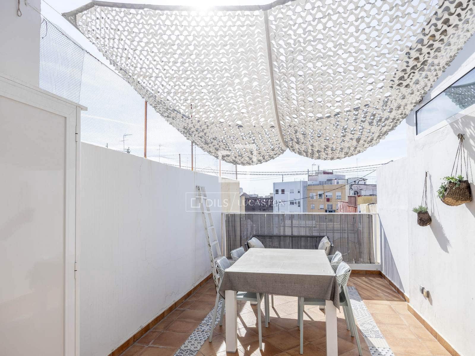 3 quarto Penthouse para arrendar em Valencia cidade - 2 500 € (Ref: 9679332)