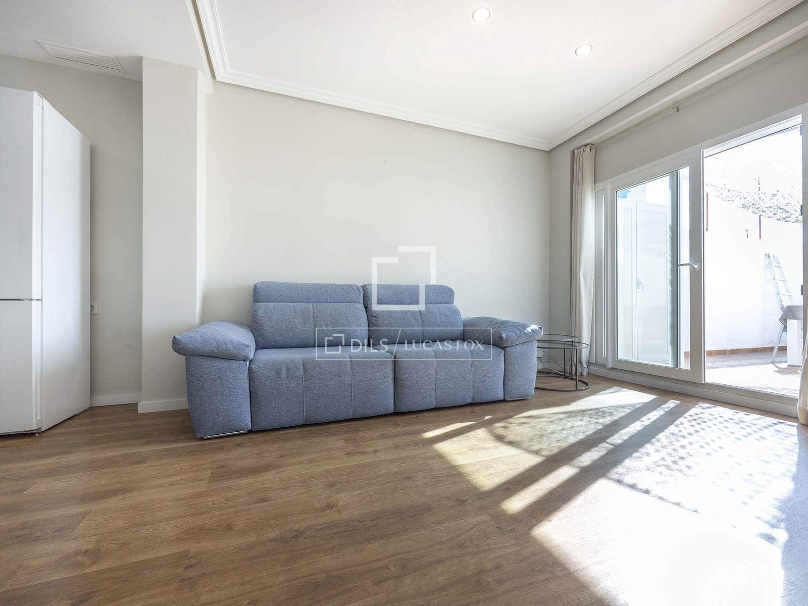 3 quarto Penthouse para arrendar em Valencia cidade - 2 500 € (Ref: 9679332)