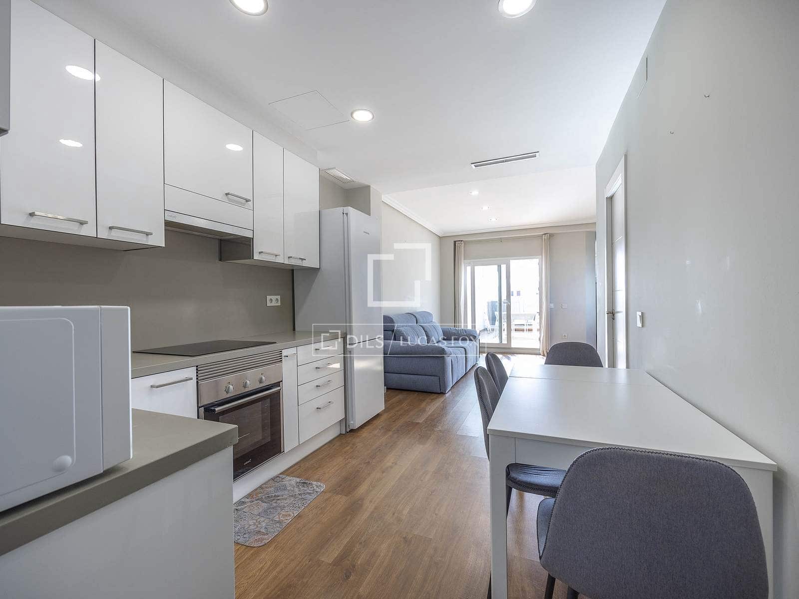 3 quarto Penthouse para arrendar em Valencia cidade - 2 500 € (Ref: 9679332)