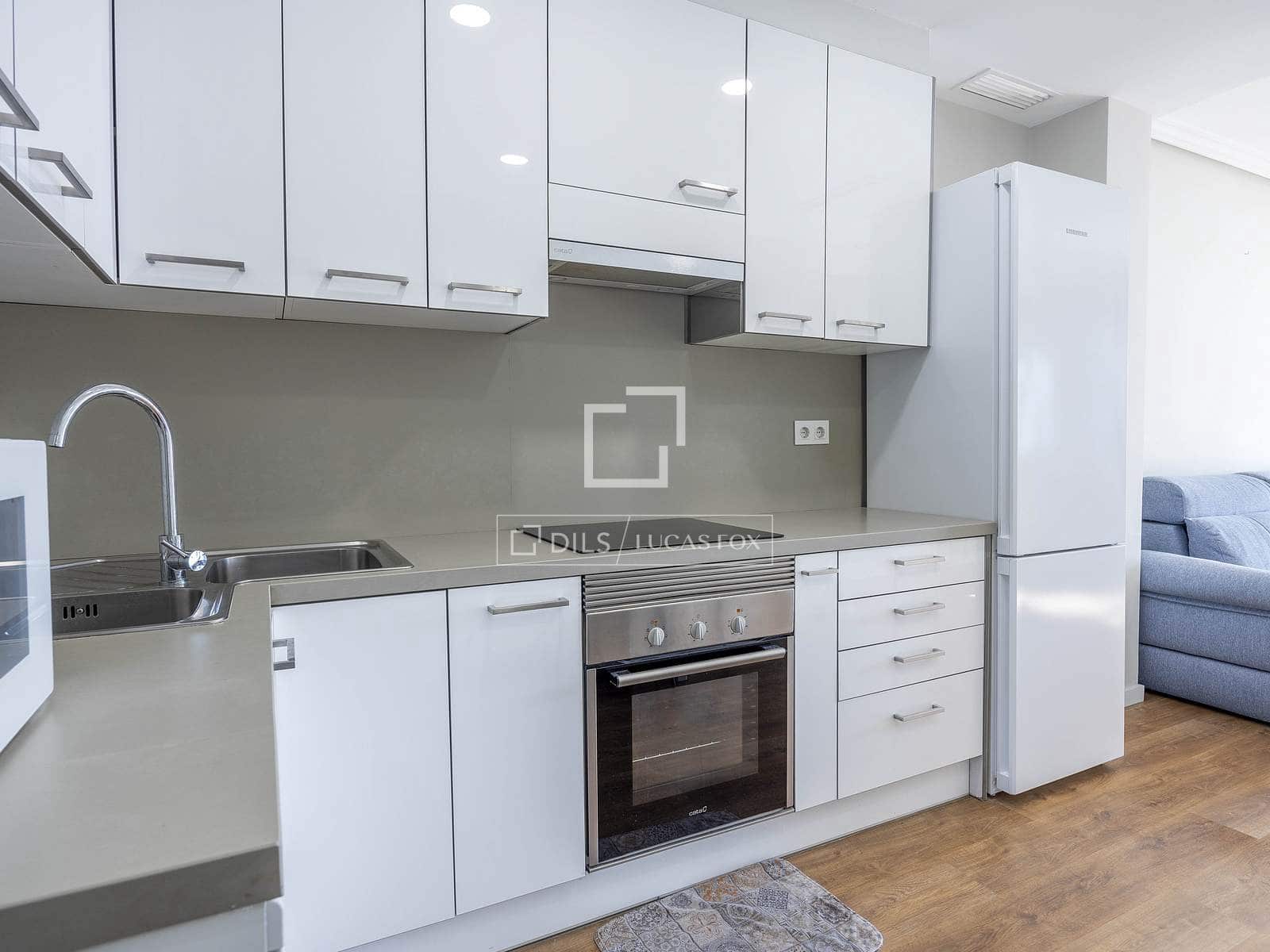 3 quarto Penthouse para arrendar em Valencia cidade - 2 500 € (Ref: 9679332)