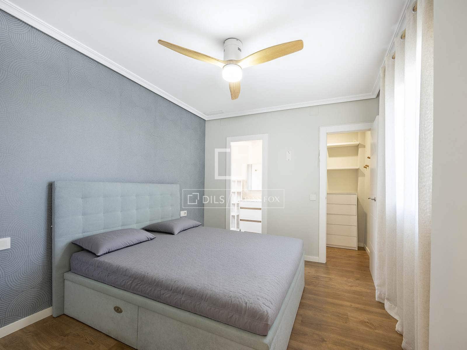 3 quarto Penthouse para arrendar em Valencia cidade - 2 500 € (Ref: 9679332)