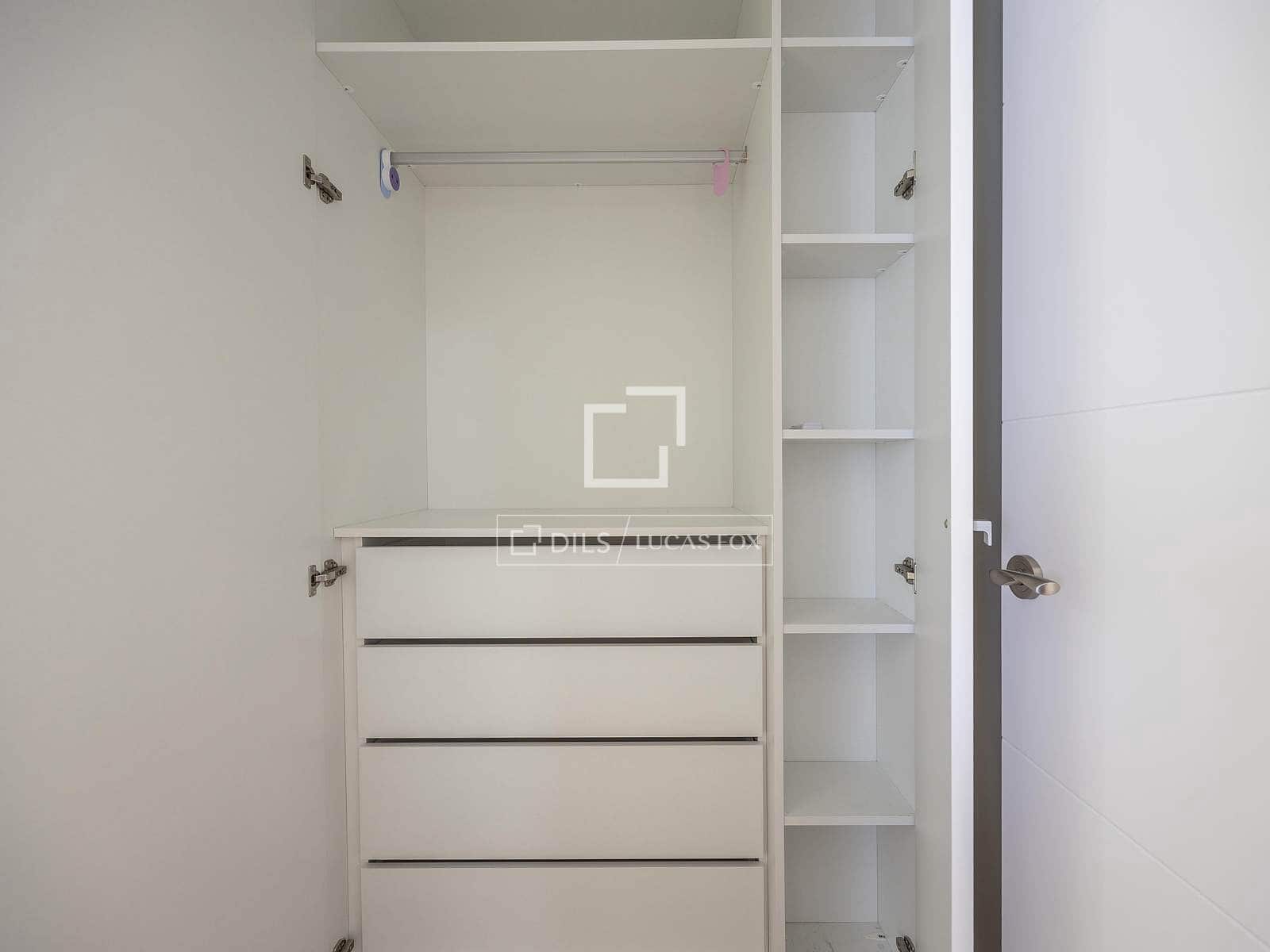 3 quarto Penthouse para arrendar em Valencia cidade - 2 500 € (Ref: 9679332)