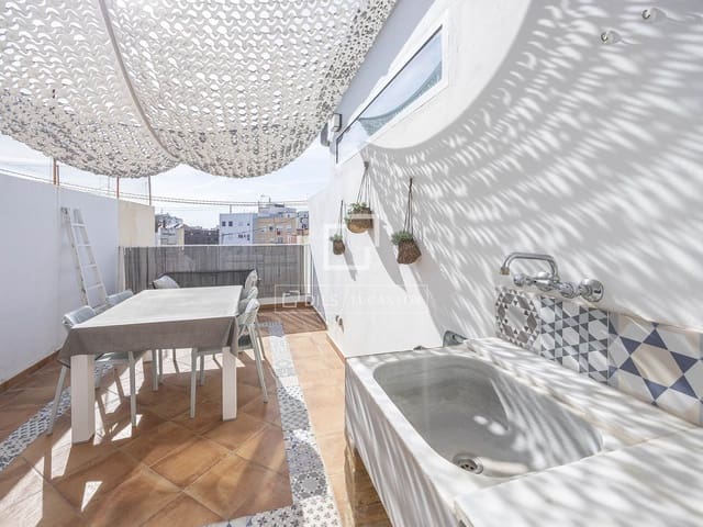 3 makuuhuone Kattohuoneisto vuokrattavana paikassa Valencia kaupunki - 2 500 € (Ref: 9679332)