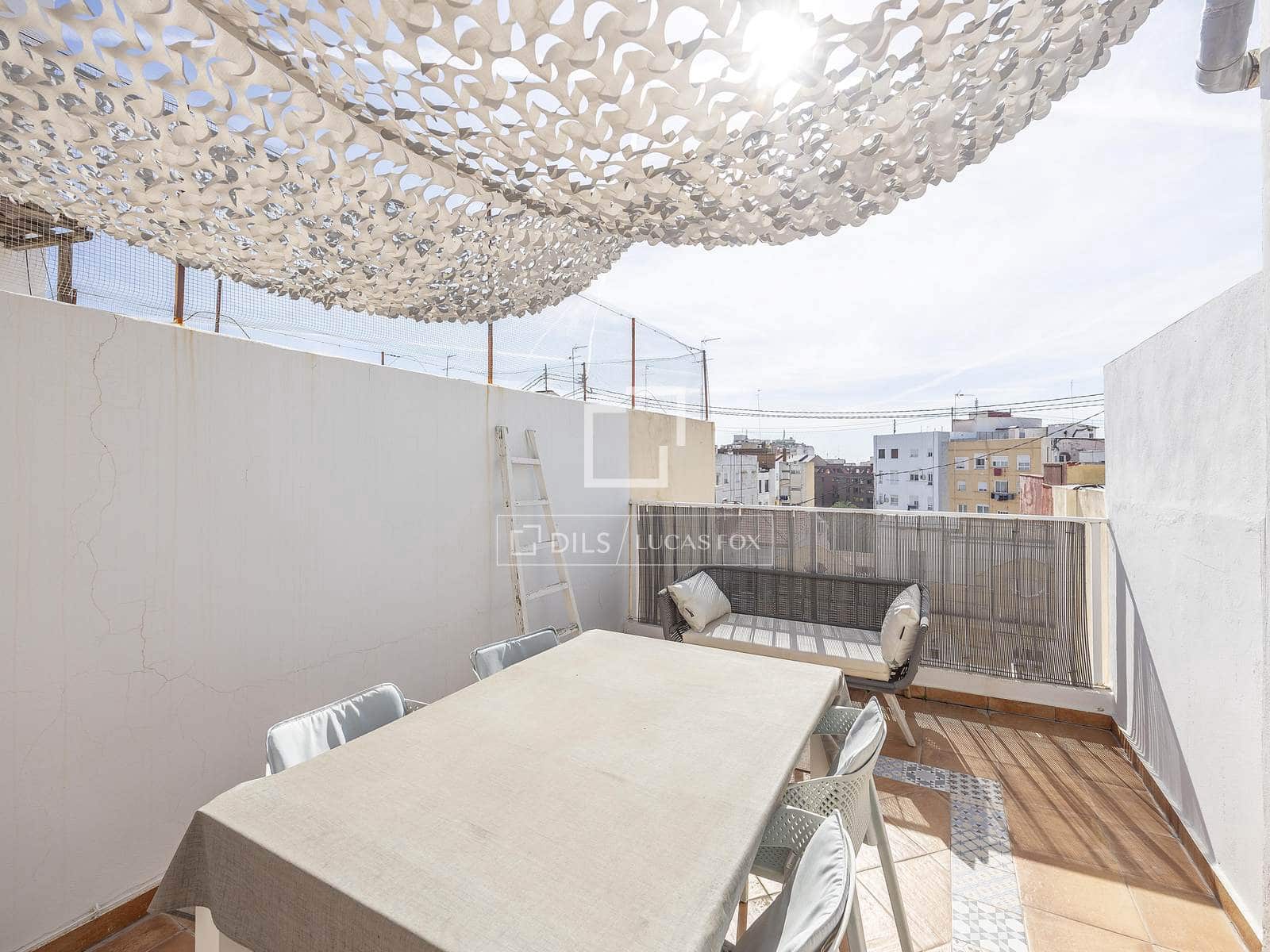 3 quarto Penthouse para arrendar em Valencia cidade - 2 500 € (Ref: 9679332)