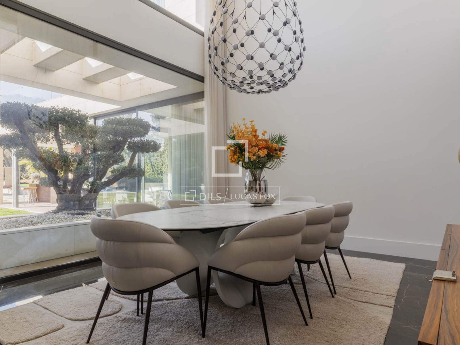 Chalet de 6 habitaciones en Pozuelo de Alarcón en venta con piscina garaje - 5.300.000 € (Ref: 9683301)