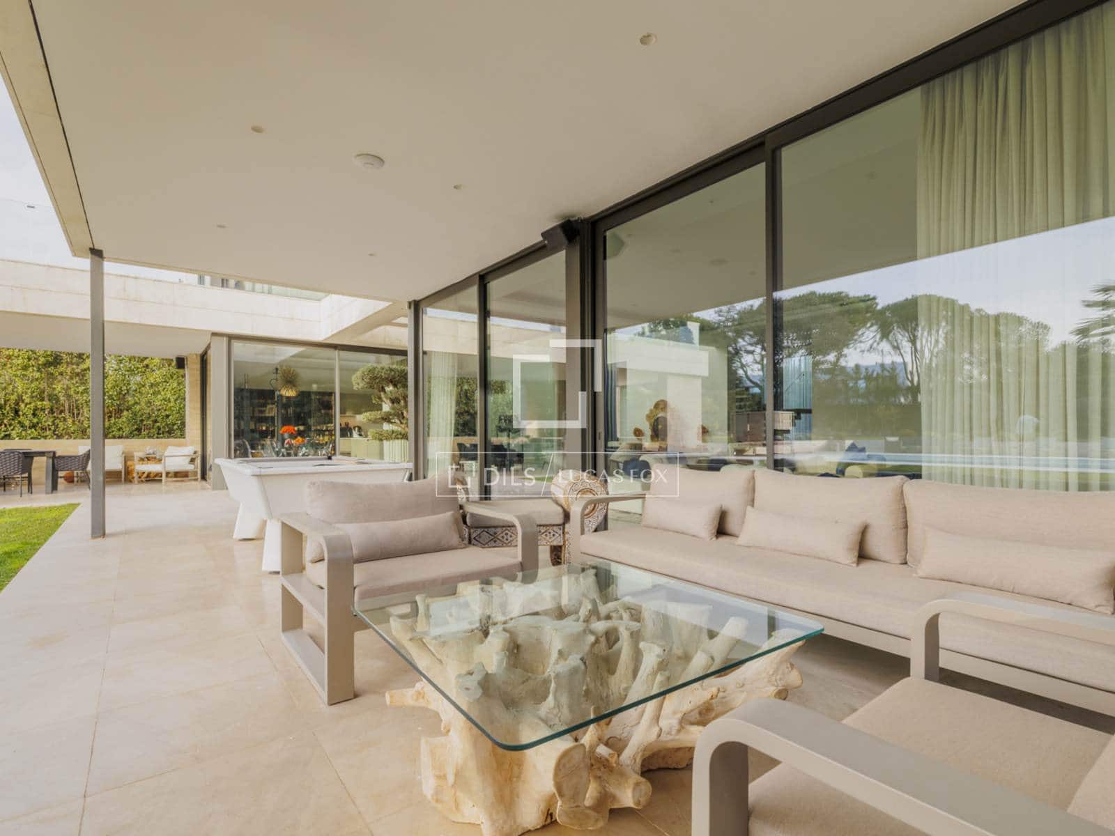 Chalet de 6 habitaciones en Pozuelo de Alarcón en venta con piscina garaje - 5.300.000 € (Ref: 9683301)