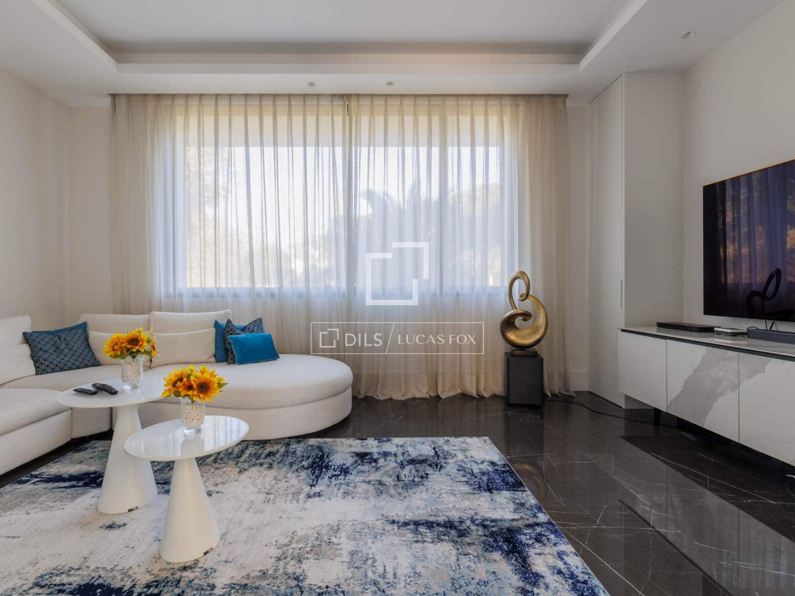 Chalet de 6 habitaciones en Pozuelo de Alarcón en venta con piscina garaje - 5.300.000 € (Ref: 9683301)