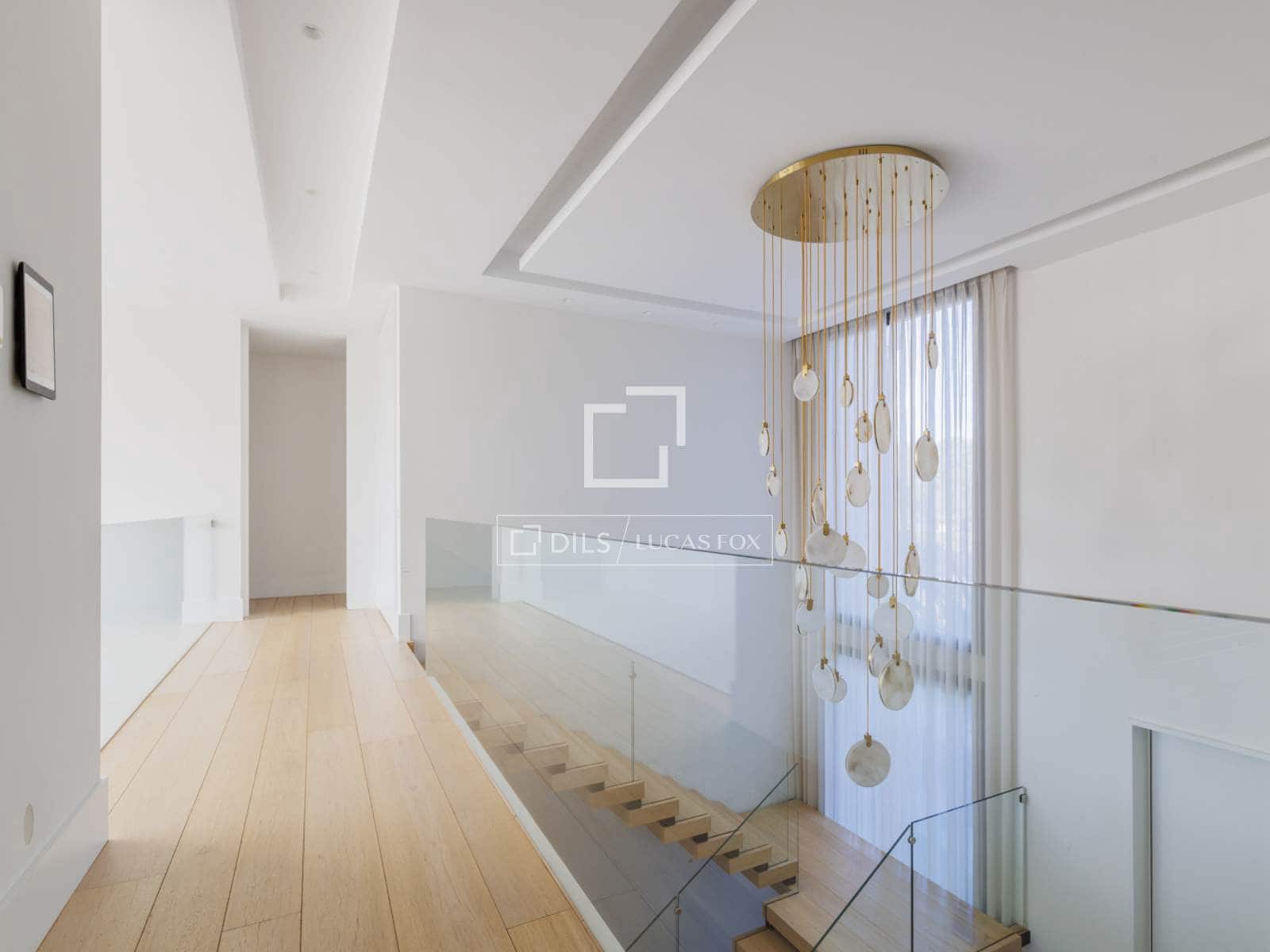 Chalet de 6 habitaciones en Pozuelo de Alarcón en venta con piscina garaje - 5.300.000 € (Ref: 9683301)