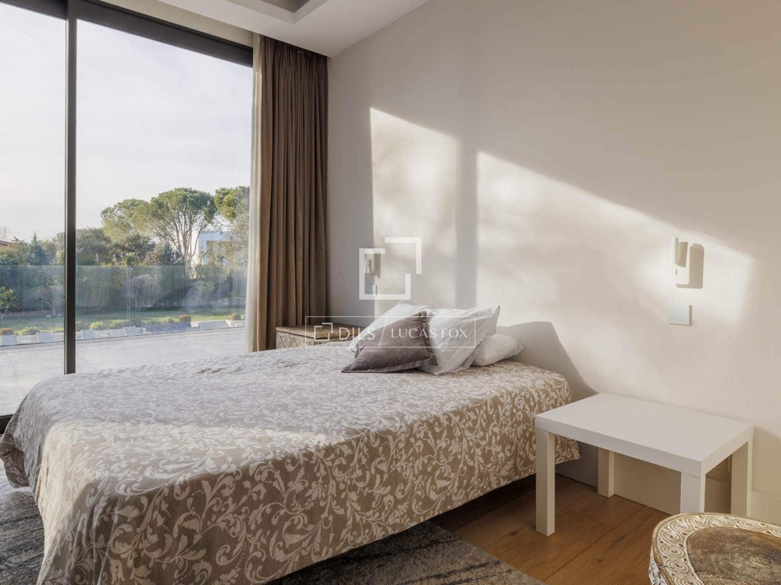 Chalet de 6 habitaciones en Pozuelo de Alarcón en venta con piscina garaje - 5.300.000 € (Ref: 9683301)