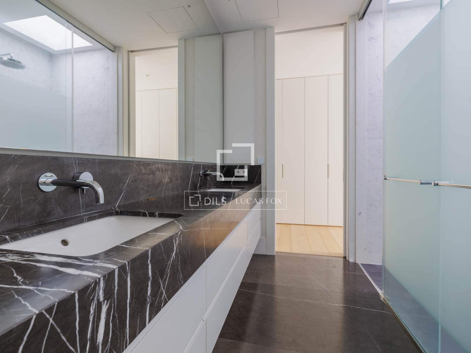 Chalet de 6 habitaciones en Pozuelo de Alarcón en venta con piscina garaje - 5.300.000 € (Ref: 9683301)