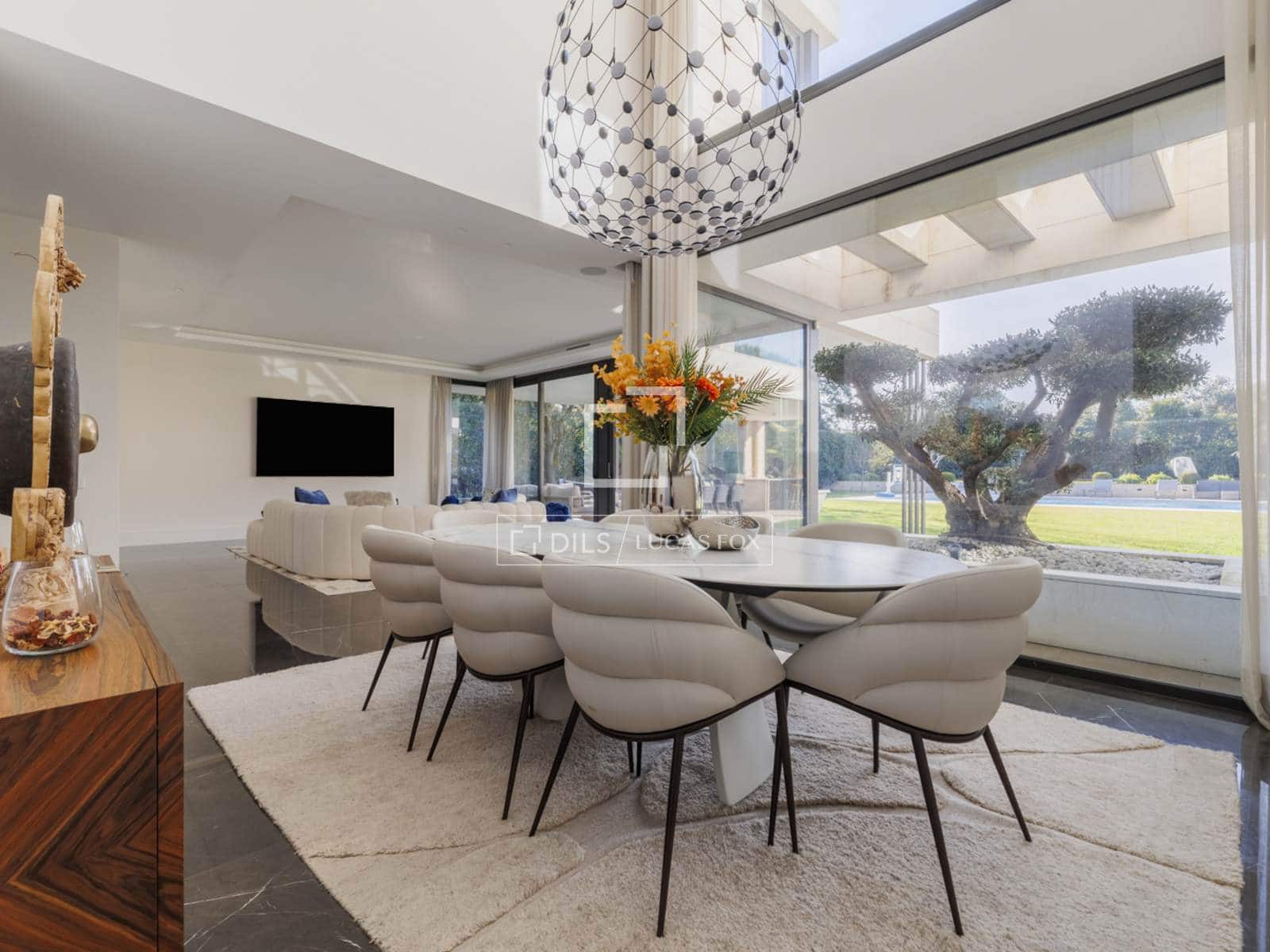 Chalet de 6 habitaciones en Pozuelo de Alarcón en venta con piscina garaje - 5.300.000 € (Ref: 9683301)