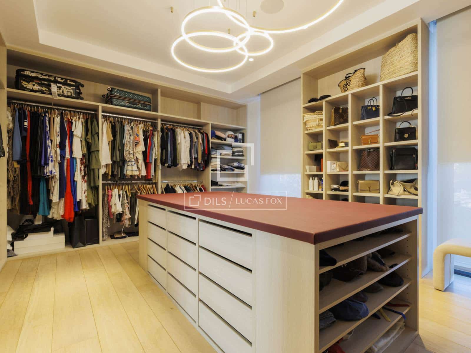 Chalet de 6 habitaciones en Pozuelo de Alarcón en venta con piscina garaje - 5.300.000 € (Ref: 9683301)